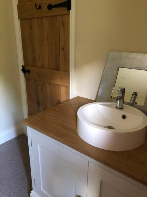 St Anthony'S, Bright Perkily Decorated 3 Bedroom House Ampleforth Buitenkant foto
